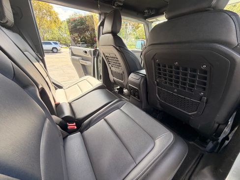 Used 2023 Ford Bronco Everglades AWD/4WD image 24