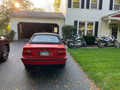 Used 1996 BMW 328i Convertible image 8