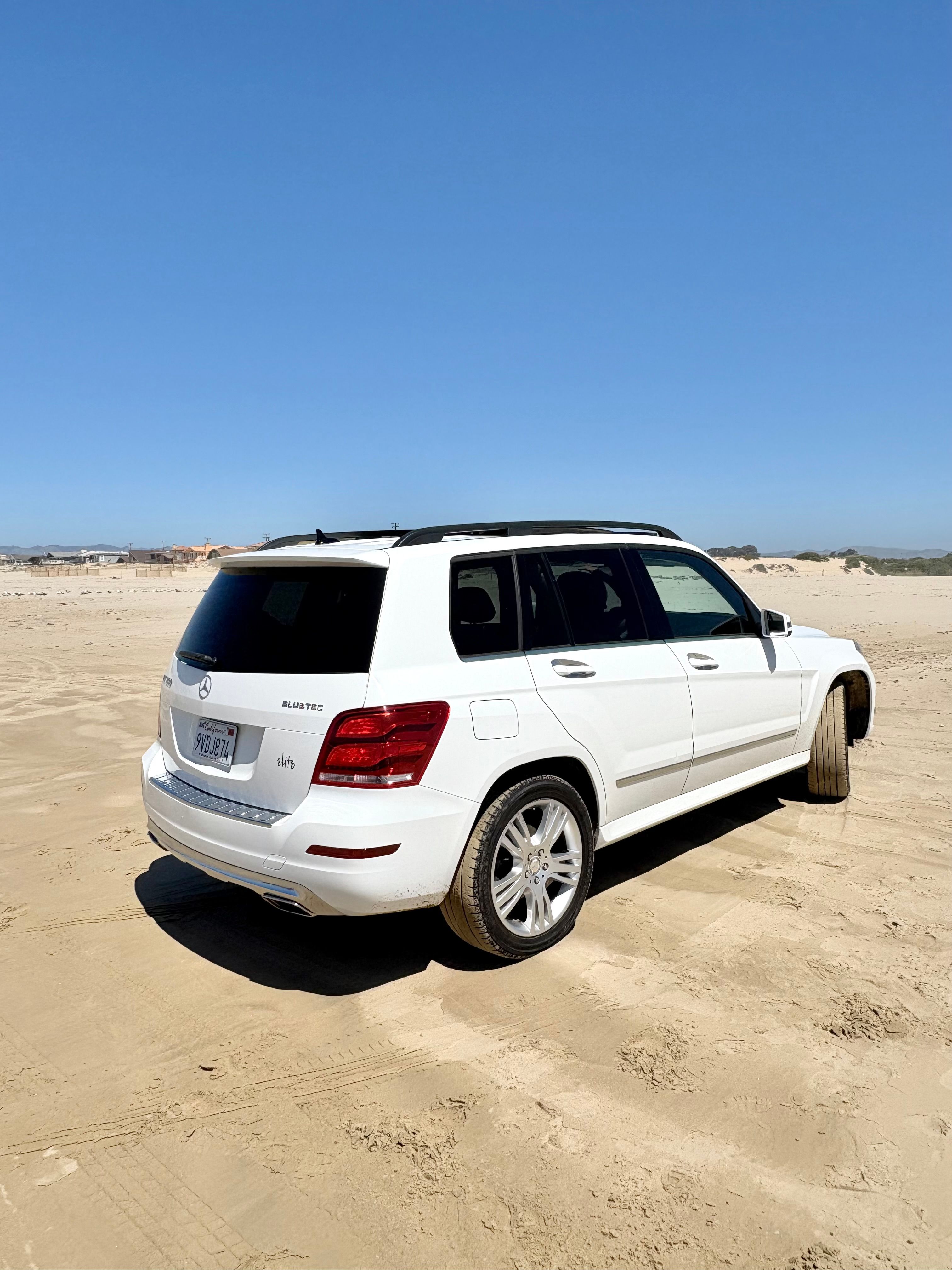 Used 2013 Mercedes-Benz GLK 250 BlueTEC 4MATIC image 4