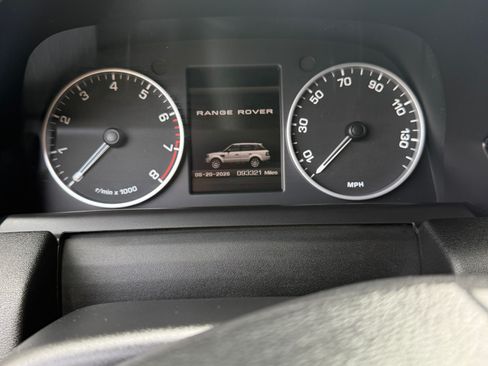 Used 2011 Land Rover Range Rover Sport HSE LUX AWD/4WD image 12