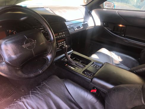 Used 1996 Chevrolet Corvette Convertible image 29