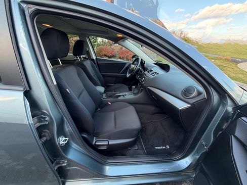 Used 2012 MAZDA MAZDA3 i Touring image 12