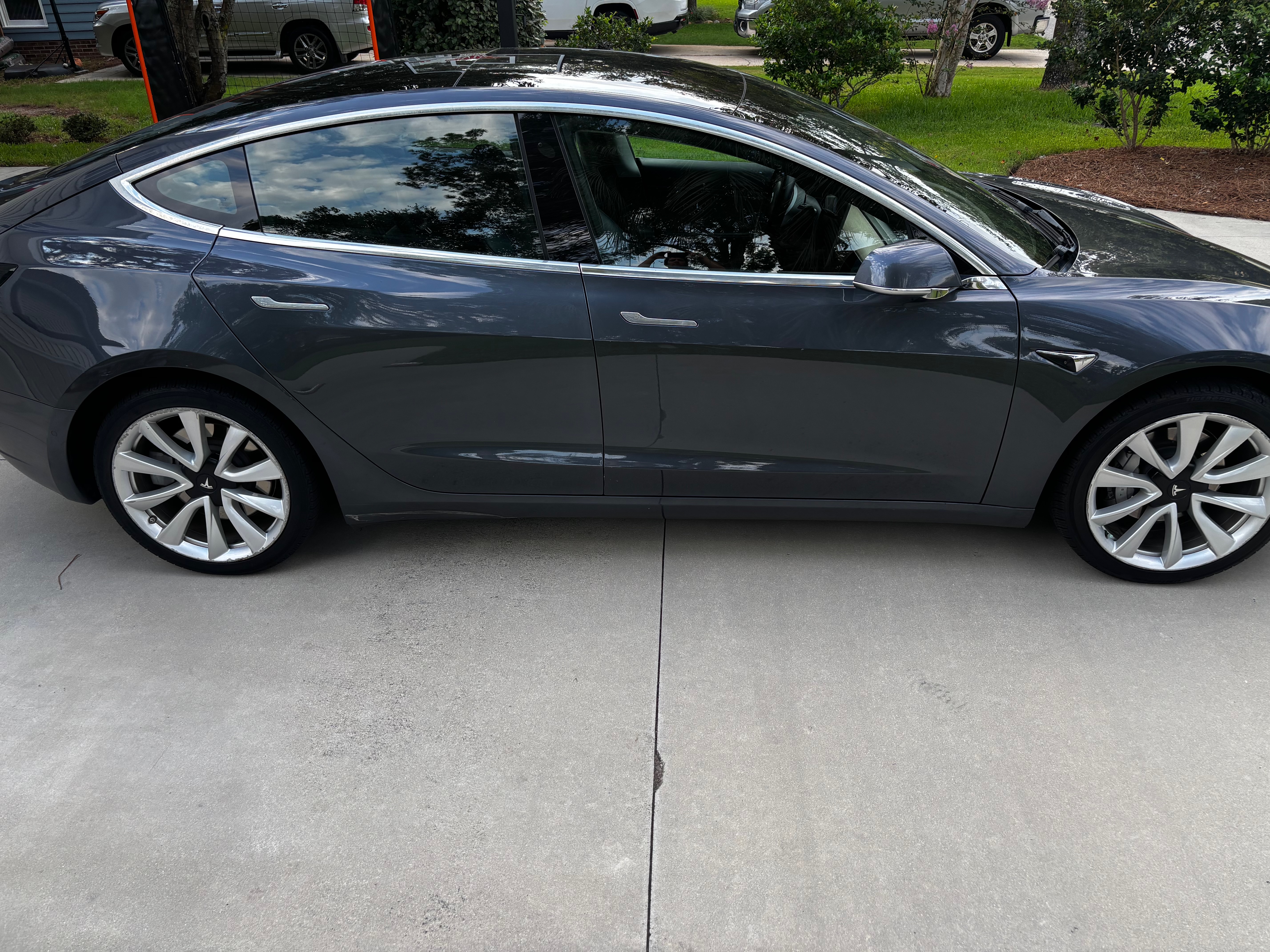 Used 2019 Tesla Model 3 Standard Range Plus RWD image 24