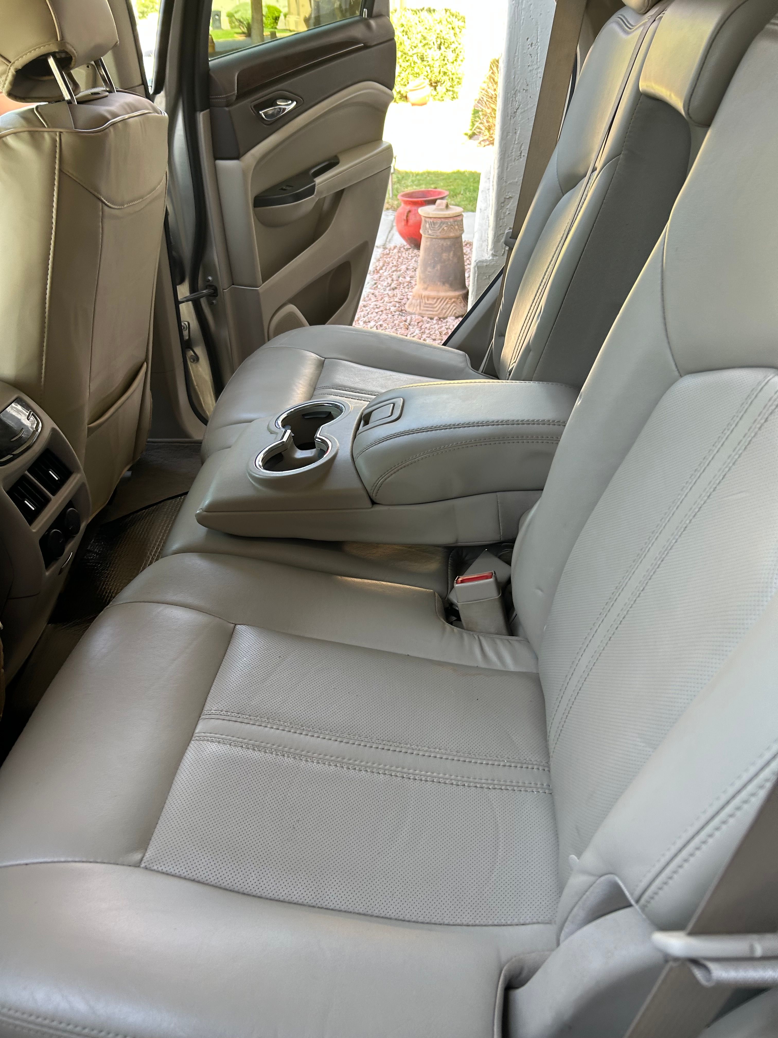 Used 2014 Cadillac SRX Premium w/ Driver Assist Package AWD/4WD image 18