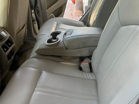 Used 2014 Cadillac SRX Premium w/ Driver Assist Package AWD/4WD image 18