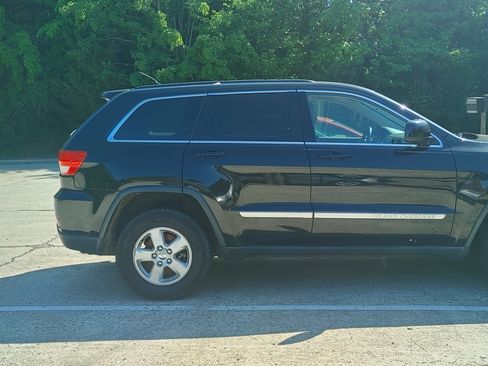 Used 2013 Jeep Grand Cherokee Laredo image 5