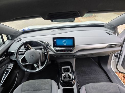 Used 2021 Volkswagen ID.4 Pro image 8