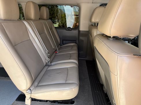 Used 2015 Nissan NV 3500 SL w/ Technology Package RWD image 20