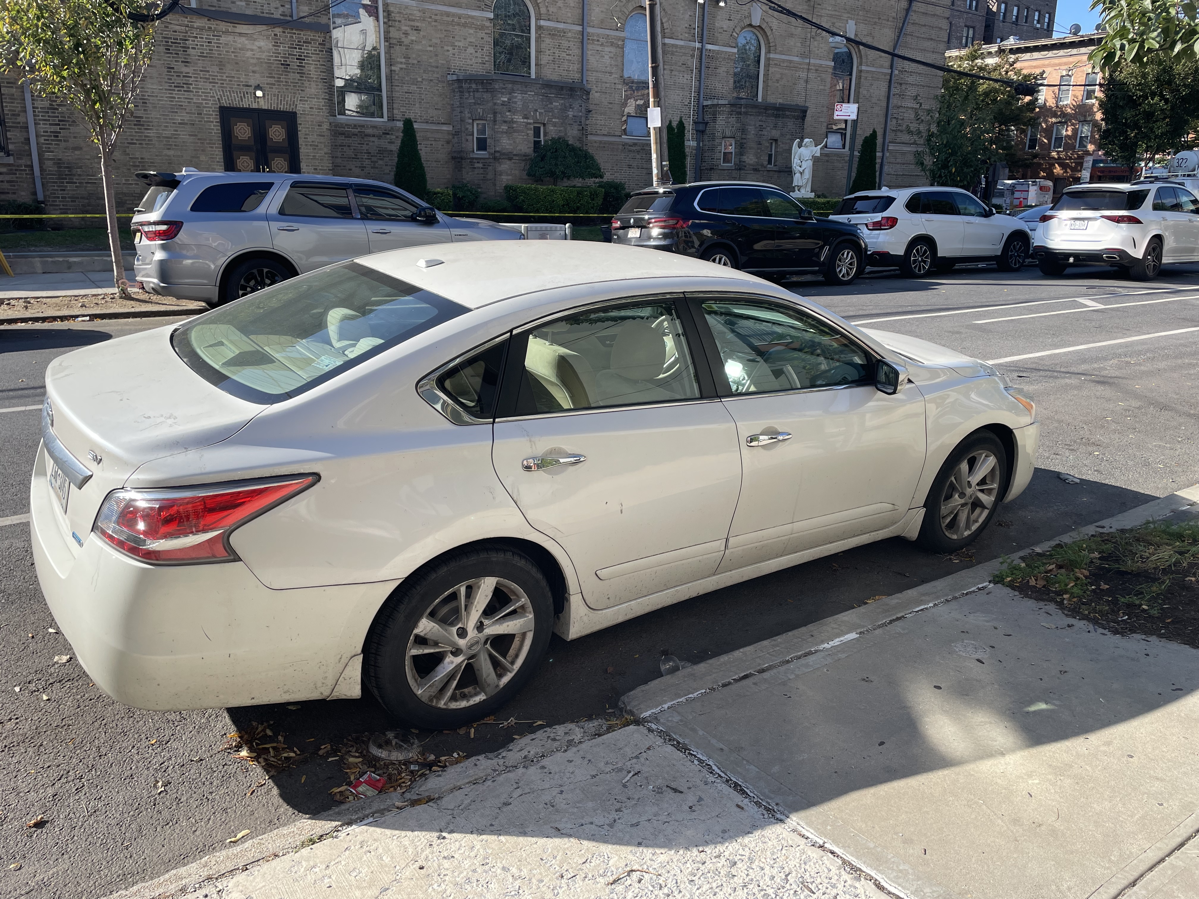 Used 2014 Nissan Altima 2.5 SV FWD image 4