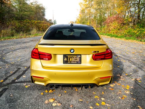 Used 2018 BMW M3 Sedan w/ Competition Package image 6