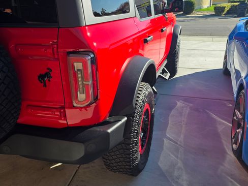 Used 2022 Ford Bronco Wildtrak image 14