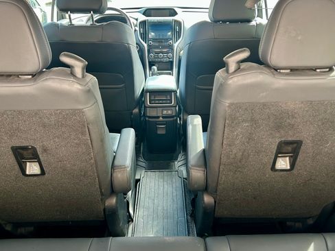 Used 2019 Subaru Ascent Limited AWD/4WD image 10