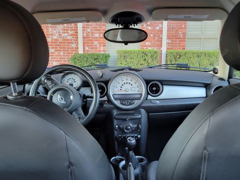 Used 2013 MINI Cooper Hardtop image 14