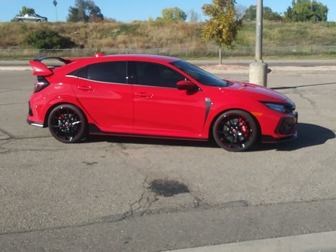 Used 2020 Honda Civic Type R image 5