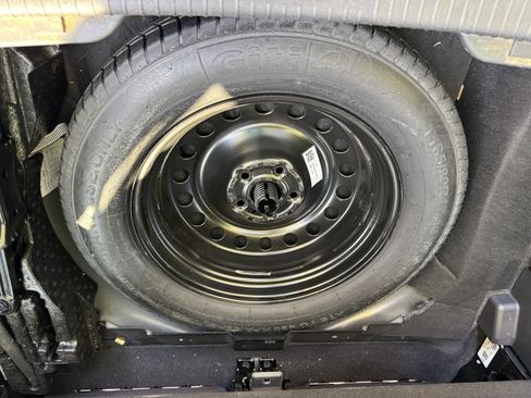 Used 2019 Volkswagen Atlas SE AWD/4WD image 17