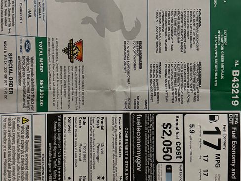 Used 2022 Ford Bronco Wildtrak image 2