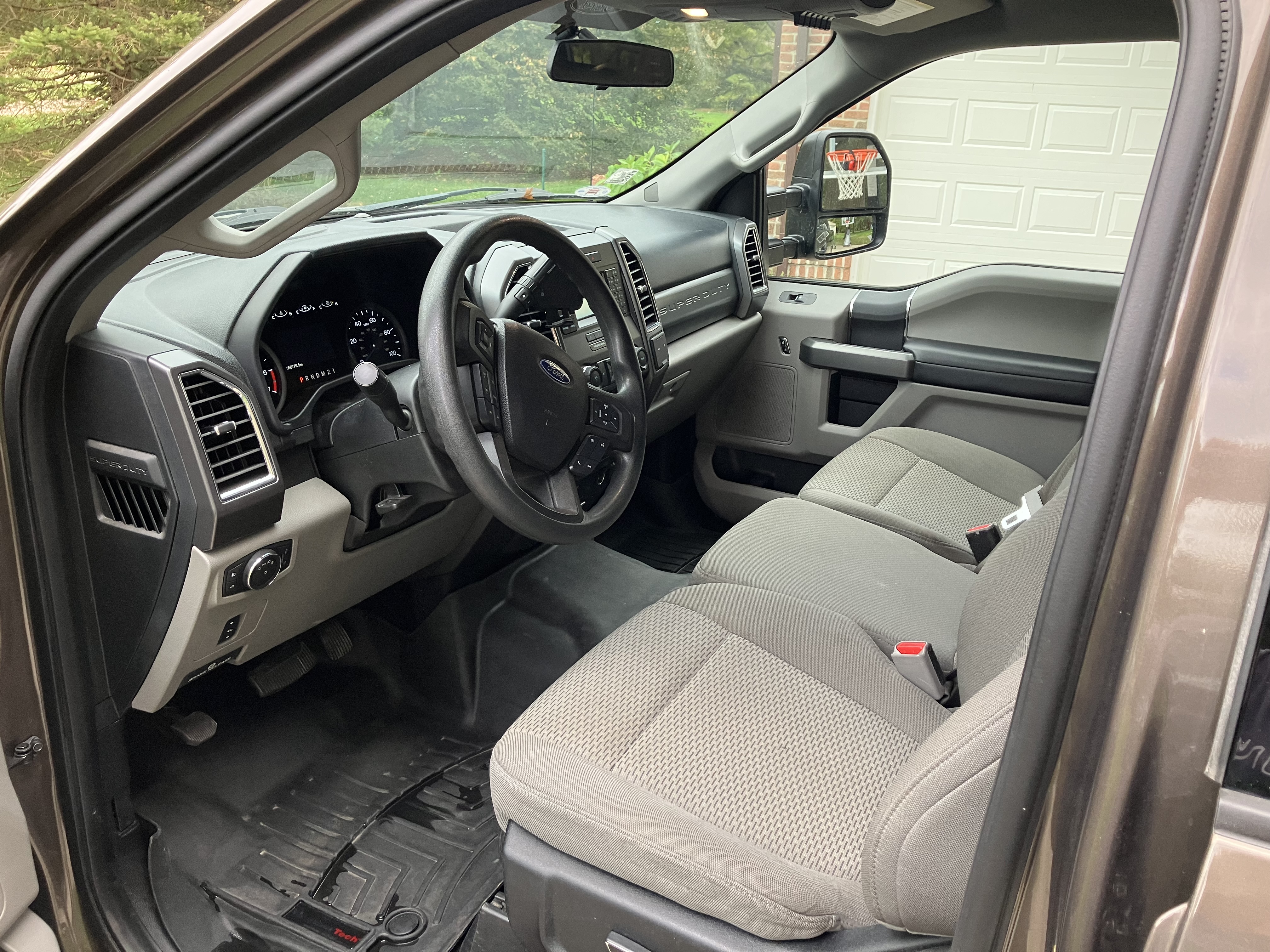 Used 2017 Ford F250 XLT w/ XLT Value Package AWD/4WD image 16