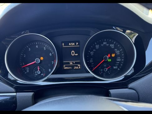 Used 2017 Volkswagen Jetta SEL image 17