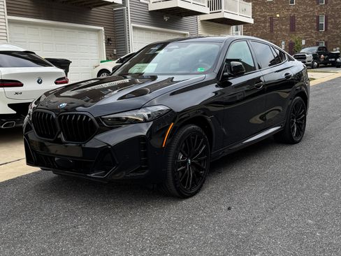 Used 2026 BMW X6 xDrive40i w/ Climate Comfort Package image 4