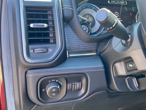 Used 2019 RAM 3500 Limited AWD/4WD image 16