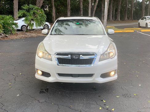 Used 2014 Subaru Legacy 2.5i Limited image 2