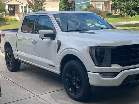 Used 2022 Ford F150 Platinum w/ Equipment Group 701A High AWD/4WD image 5
