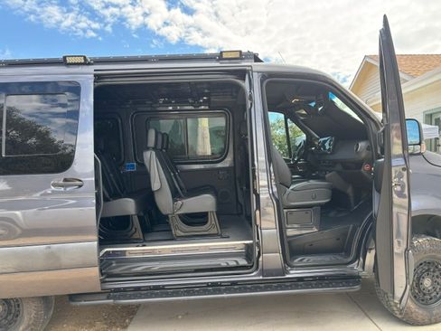Used 2019 Mercedes-Benz Sprinter 4x4 144 image 13