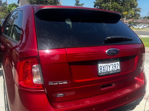 Used 2014 Ford Edge SEL w/ Equipment Group 205A FWD image 10