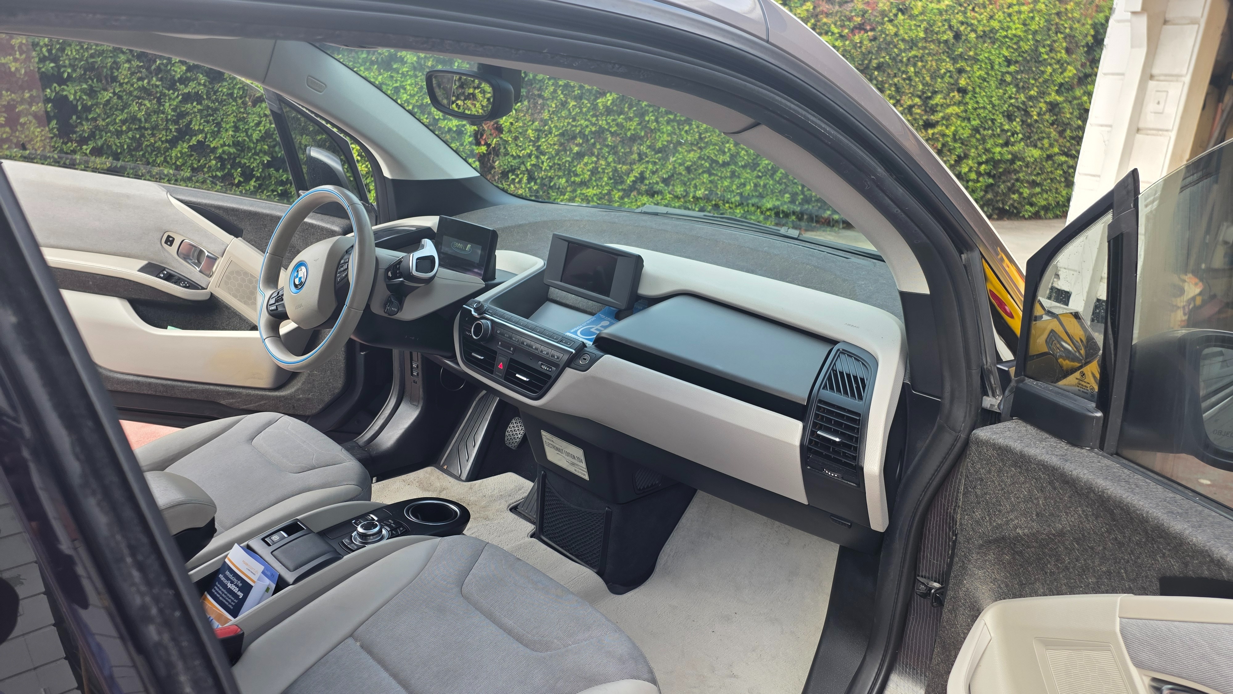 Used 2014 BMW i3 RWD image 4