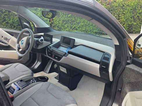 Used 2014 BMW i3 RWD image 4
