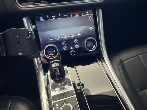 Used 2022 Land Rover Range Rover Sport HSE Silver Edition image 8