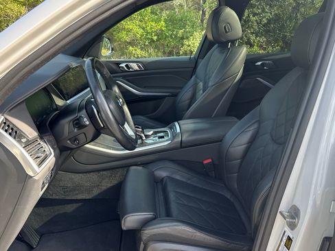 Used 2023 BMW X5 xDrive40i image 6