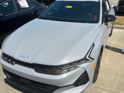 Used 2023 Kia K5 GT-Line w/ GT-Line Premium Package image 4