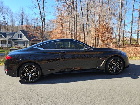 Used 2018 INFINITI Q60 3.0t Sport w/ Sensory Package 3.0T Sport image 6