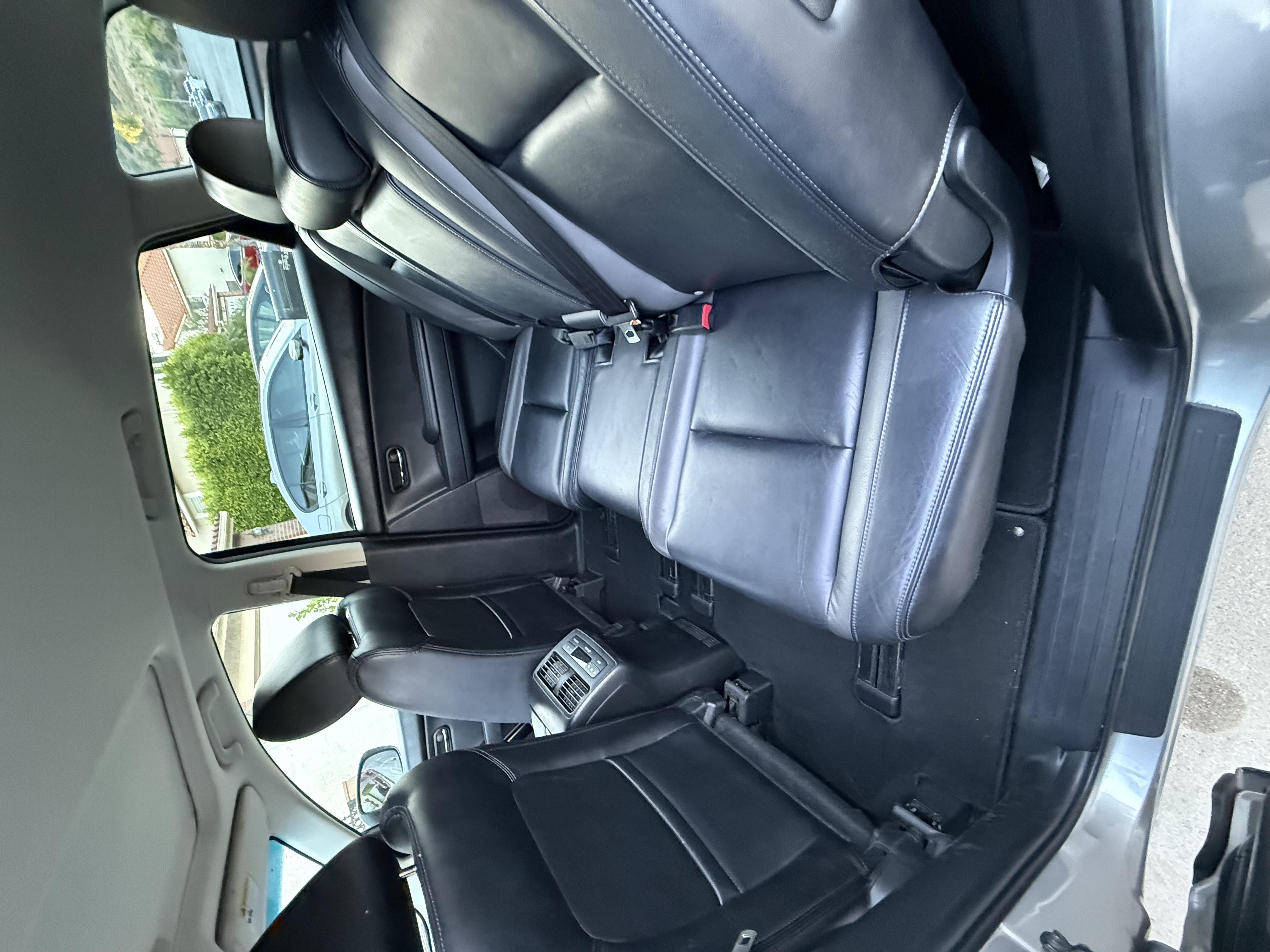 Used 2011 MAZDA CX-9 Touring w/ Moonroof & Bose Audio Pkg FWD image 13