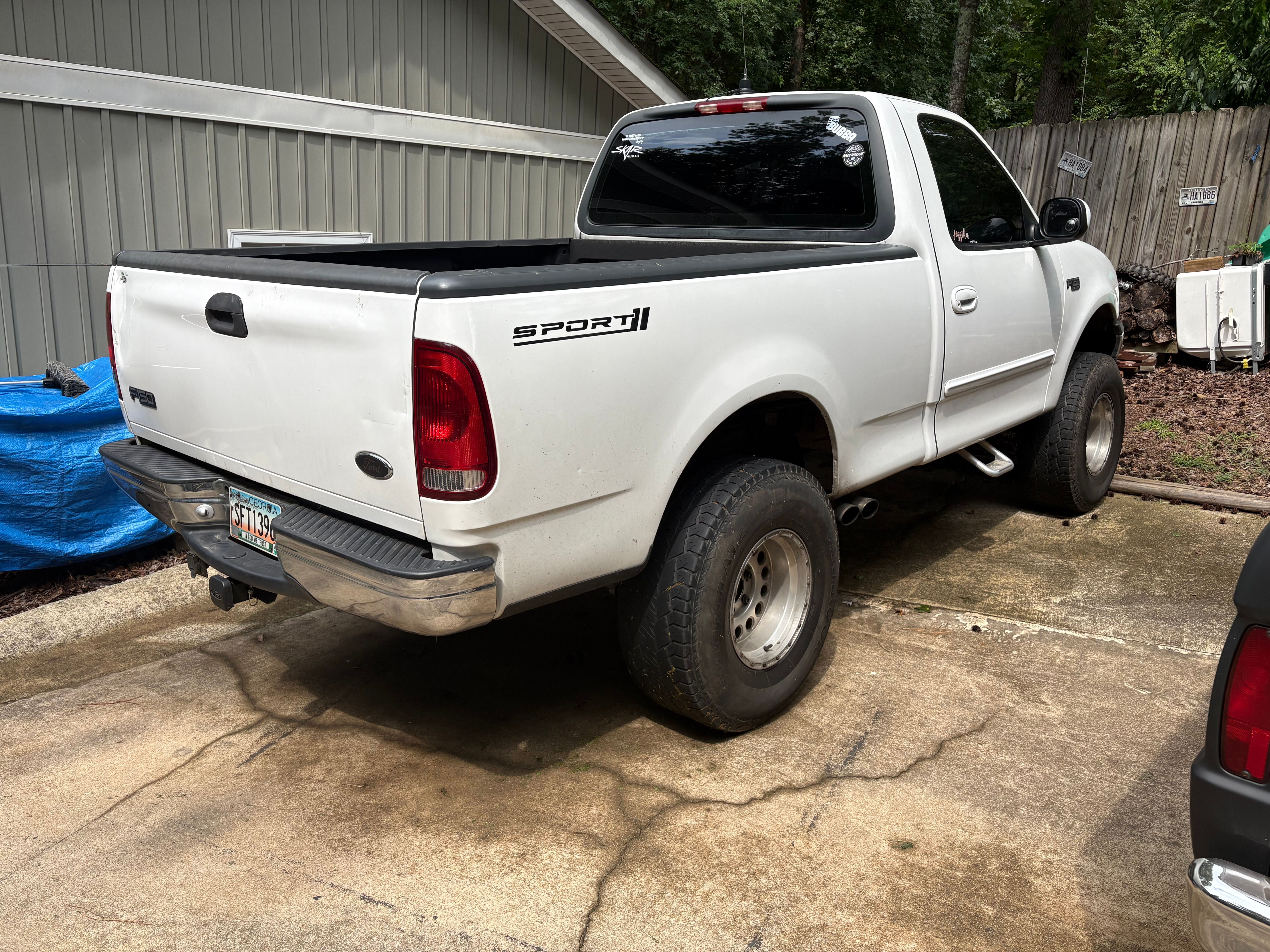 Used 1999 Ford F150 2WD Regular Cab image 1