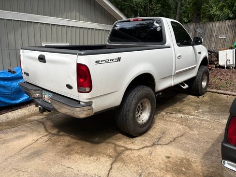 Used 1999 Ford F150 2WD Regular Cab image 1