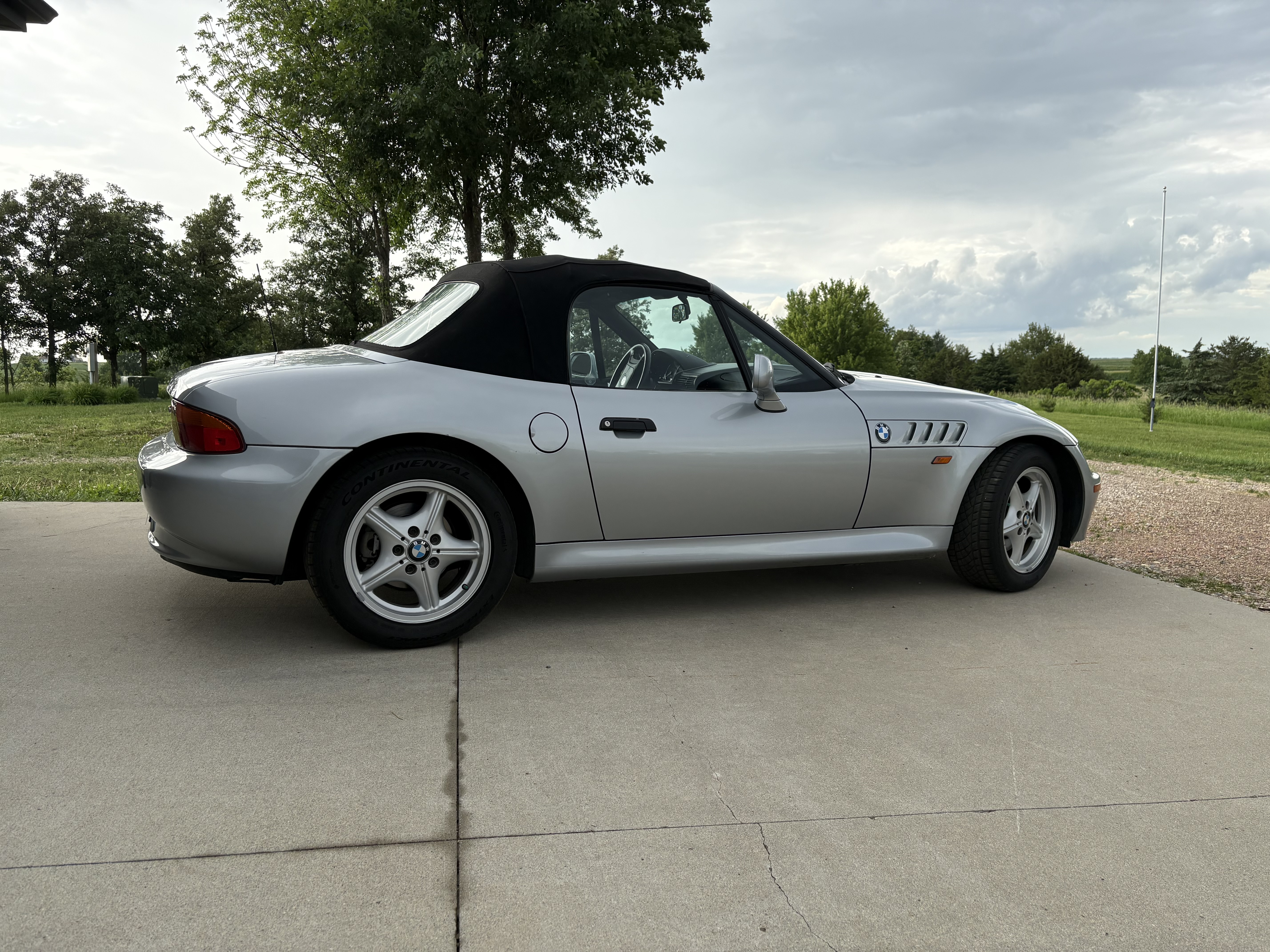 Used 1997 BMW Z3 1.9 RWD image 4