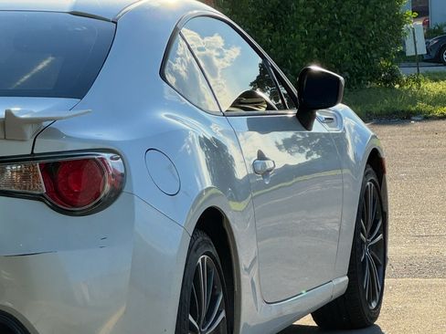 Used 2013 Subaru BRZ Premium w/ Popular Pkg 2C image 5