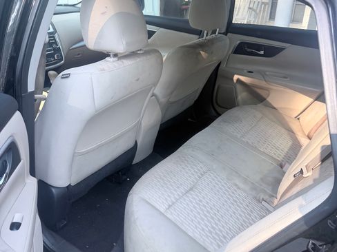 Used 2017 Nissan Altima 2.5 SV FWD image 10