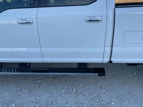 Used 2019 Ford F350 XLT w/ XLT Premium Package image 4