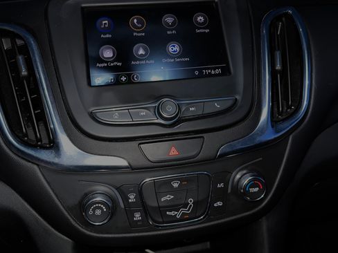 Used 2021 Chevrolet Equinox LT FWD image 8