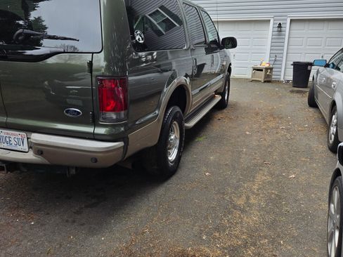 Used 2003 Ford Excursion Eddie Bauer image 6