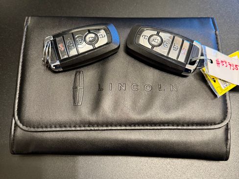 Used 2024 Lincoln Nautilus Black Label image 16