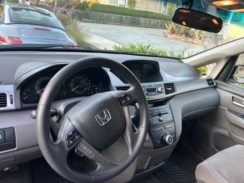 Used 2012 Honda Odyssey EX image 5
