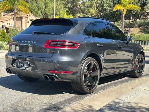 Used 2017 Porsche Macan Turbo AWD/4WD image 2