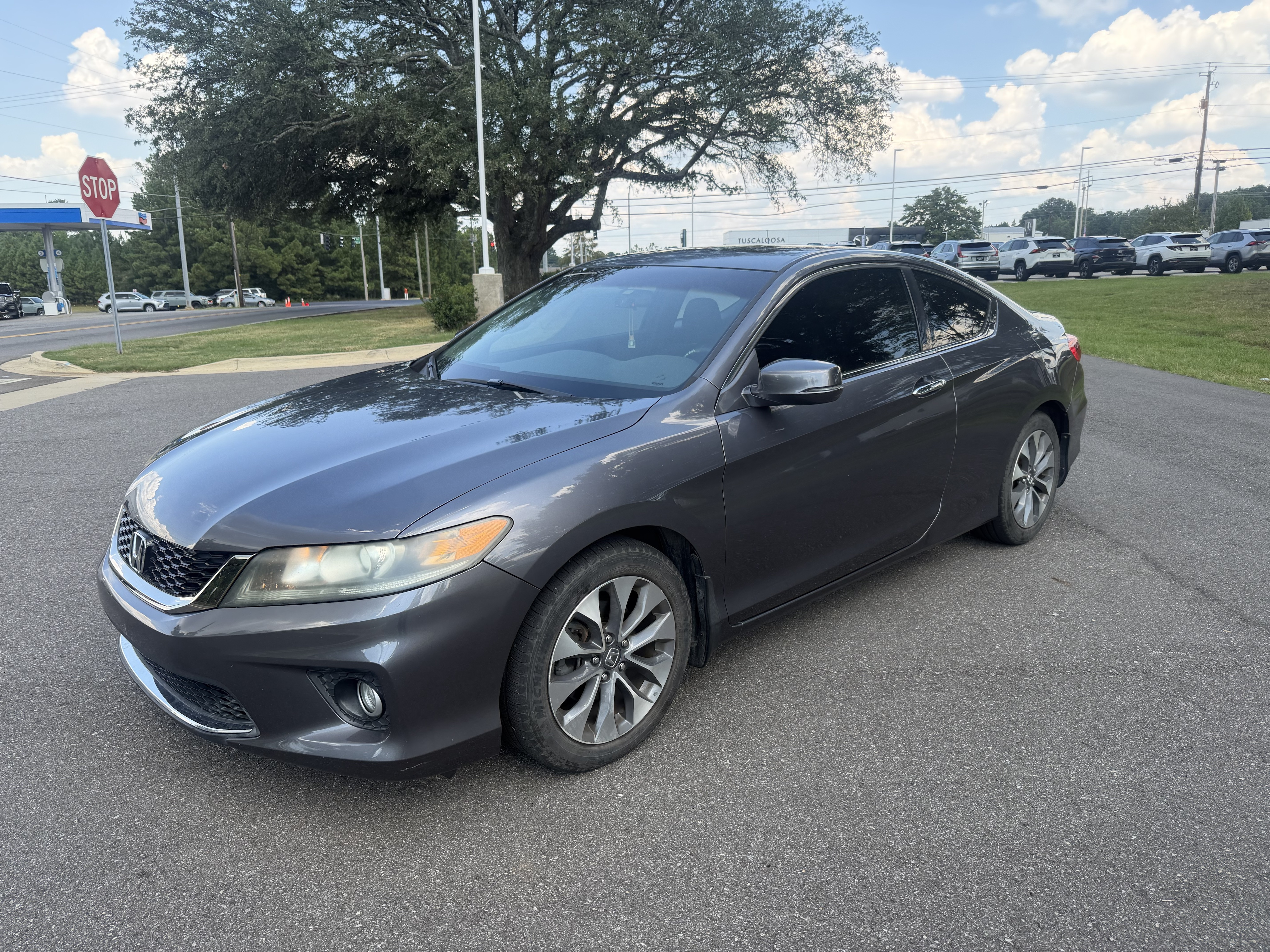 Used 2013 Honda Accord EX image 1