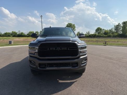 Used 2021 RAM 3500 Big Horn w/ Level B Equipment Group AWD/4WD image 4