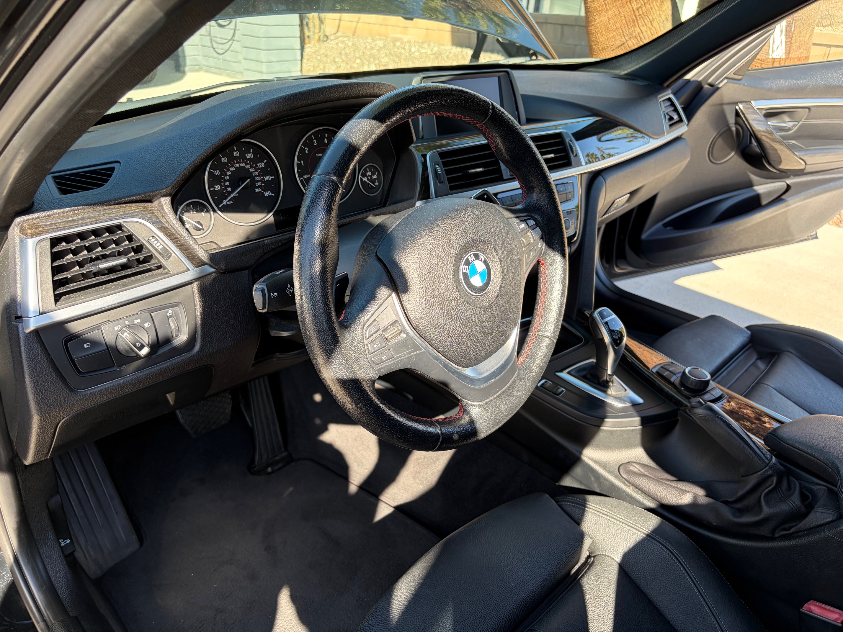 Used 2016 BMW 328i Sedan RWD image 16