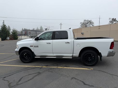 Used 2017 RAM 1500 Big Horn image 5